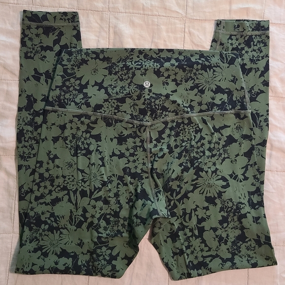 Lululemon Align Leggings - Picture 3 of 5